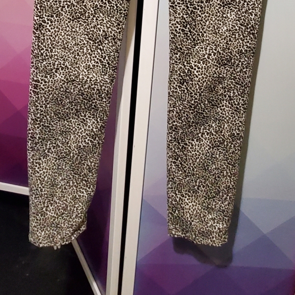 Zara Basics 1975 Denim Animal Print Jeans/Pants - Picture 3 of 9